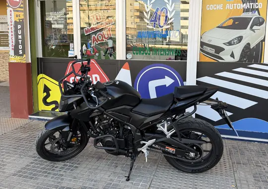 Carnet A2 (moto ~500cc)
